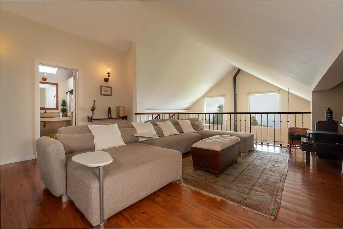 Luxury Villa Camelia. Mountains, Golf, Horses, Levada Walks. Santo Antonio da Serra