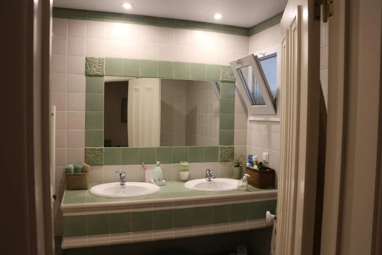 Luxury Villa Camelia. Mountains, Golf, Horses, Levada Walks. Santo Antonio da Serra