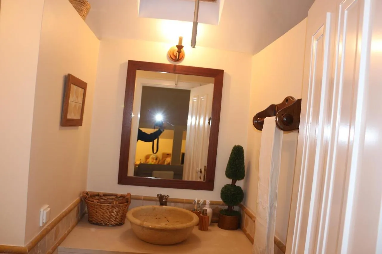 Luxury Villa Camelia. Mountains, Golf, Horses, Levada Walks. Santo Antonio da Serra