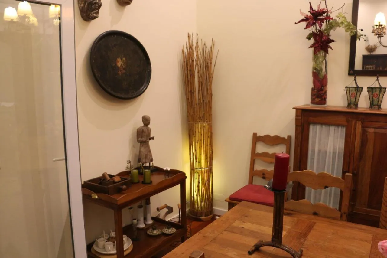 Luxury Villa Camelia. Mountains, Golf, Horses, Levada Walks. Santo Antonio da Serra